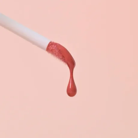 Rose Caresse Lip Oil3 - Онлайн магазин - Cosmetic Line
